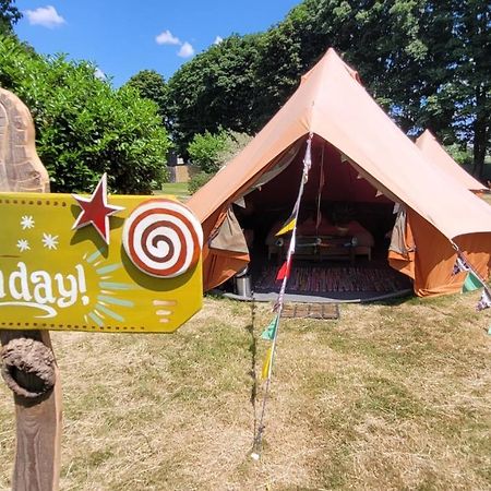 Cocoon Village - Glamping - Domaine Des Grottes De Han ロシュフォール エクステリア 写真