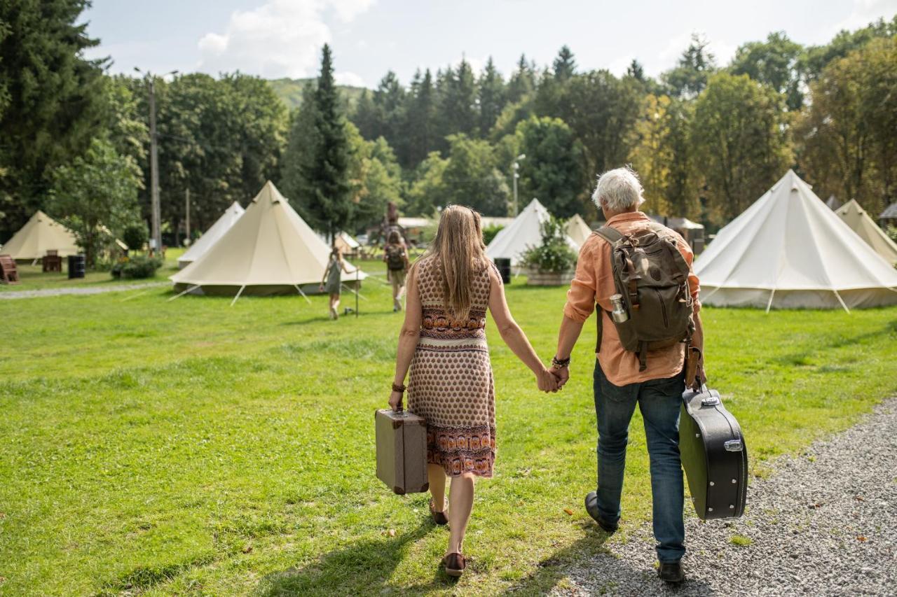 Cocoon Village - Glamping - Domaine Des Grottes De Han ロシュフォール エクステリア 写真