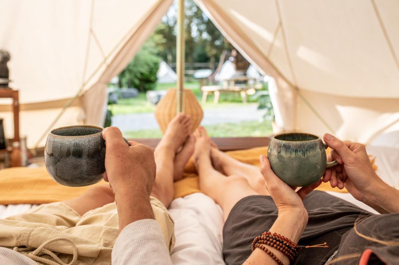 Cocoon Village - Glamping - Domaine Des Grottes De Han ロシュフォール エクステリア 写真