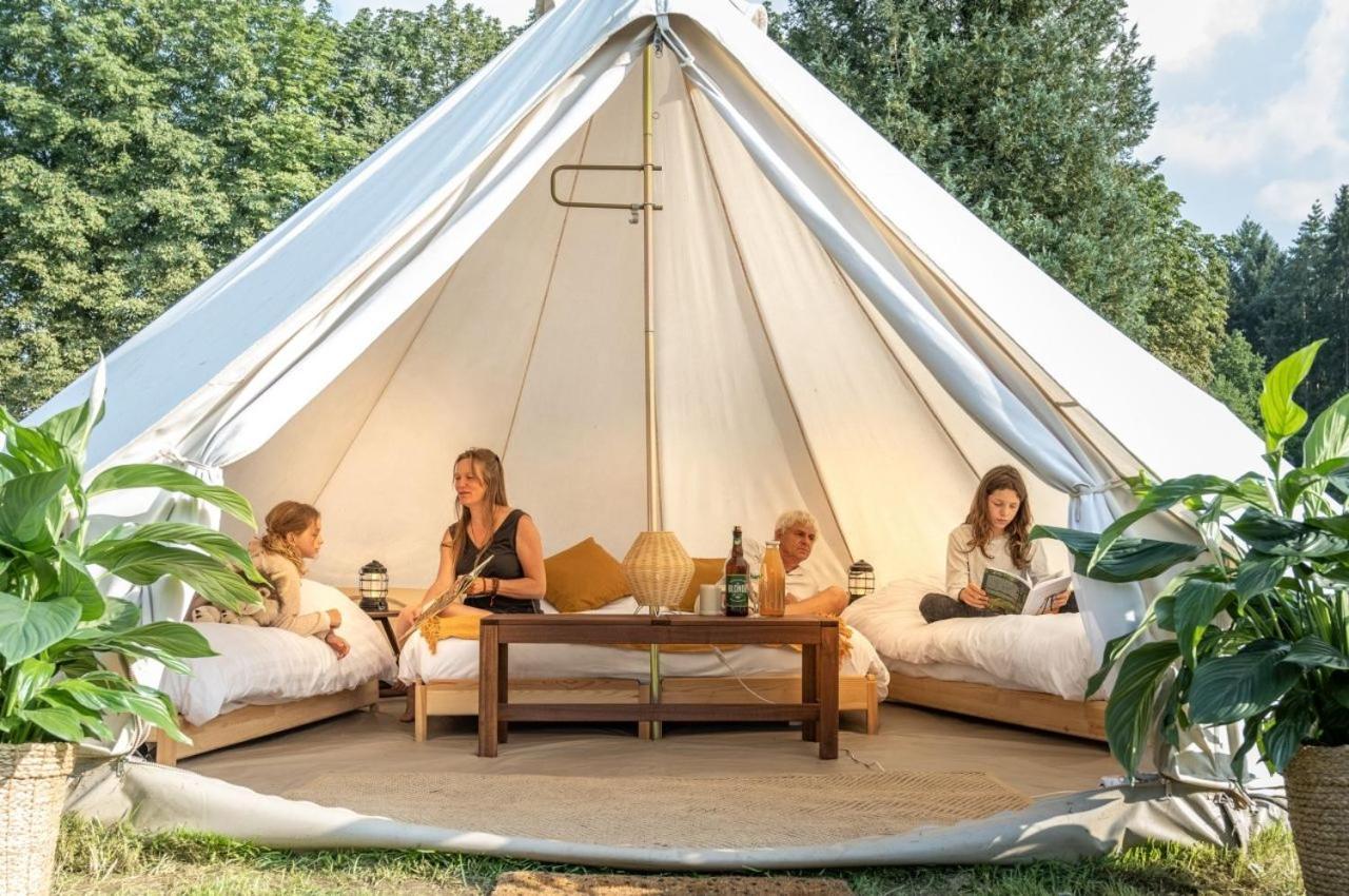Cocoon Village - Glamping - Domaine Des Grottes De Han ロシュフォール エクステリア 写真