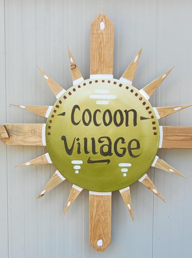 Cocoon Village - Glamping - Domaine Des Grottes De Han ロシュフォール エクステリア 写真