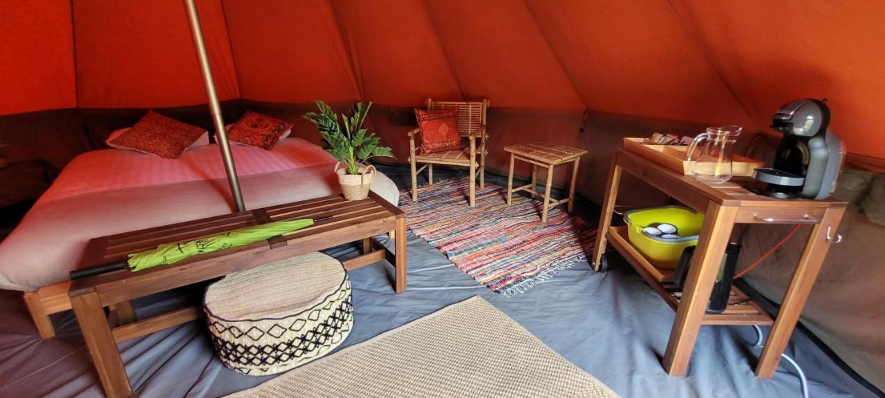 Cocoon Village - Glamping - Domaine Des Grottes De Han ロシュフォール エクステリア 写真
